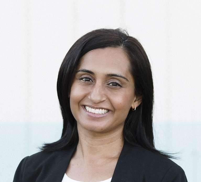 dr mistry at bayside smiles