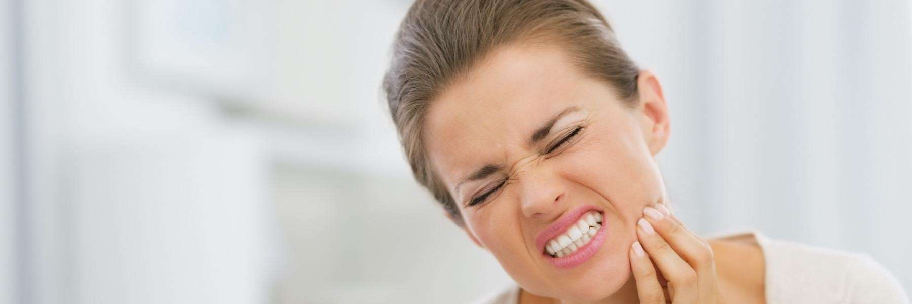 jaw clenching of woman | TMD in Black Rock VIC