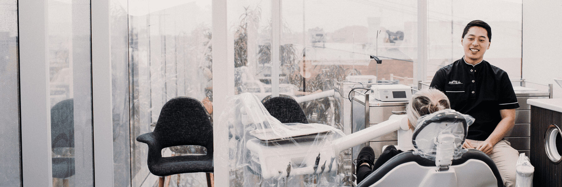 consultation with cosmetic dentist in Moorabbin